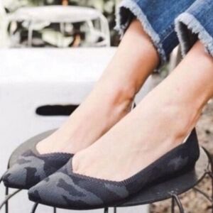 Rothys The Point Dark Camo Glats Flats, Sz 9